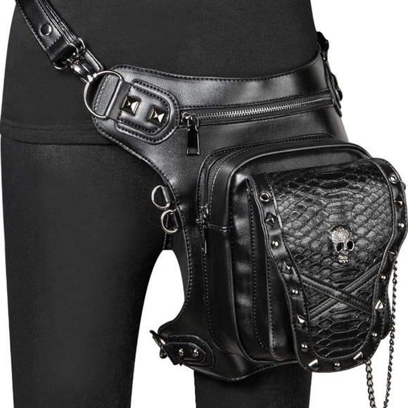 Steampunk Skull Crossbody Handbag - Picture 7 of 7